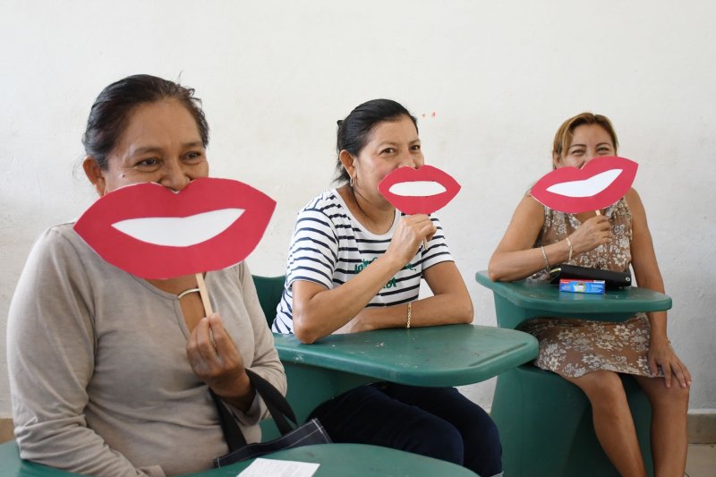 Acercan salud bucal gratuita a San José Tzal y comisarías vecinas