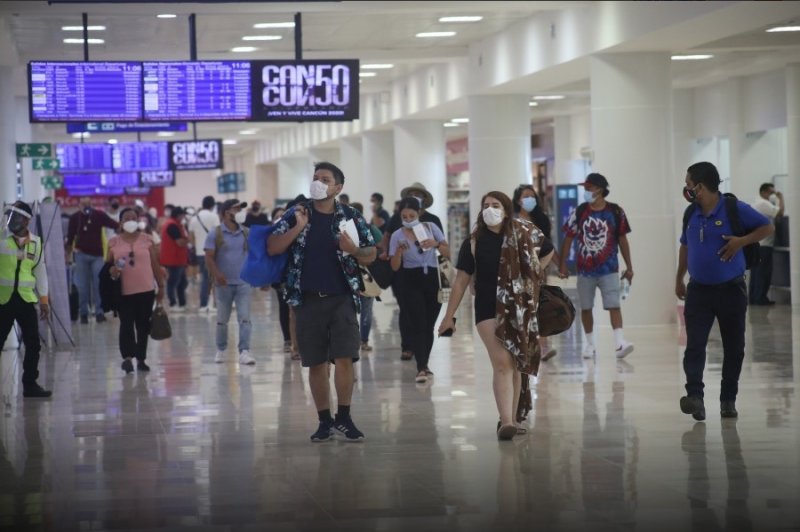 Aeropuerto de Cancún programa 355 vuelos nacionales e internacionales