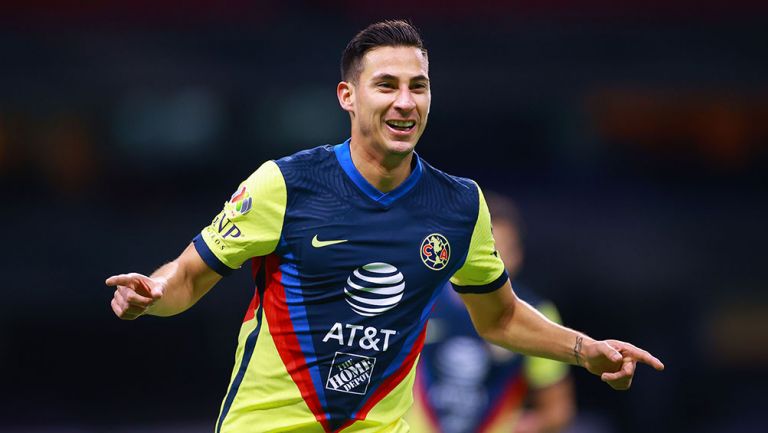 AMÉRICA: MAURO LAINEZ Y LEO SUÁREZ, DE LOS QUE MEJOR IMPRESIÓN LE DEJARON A SOLARI EN EL DEBUT