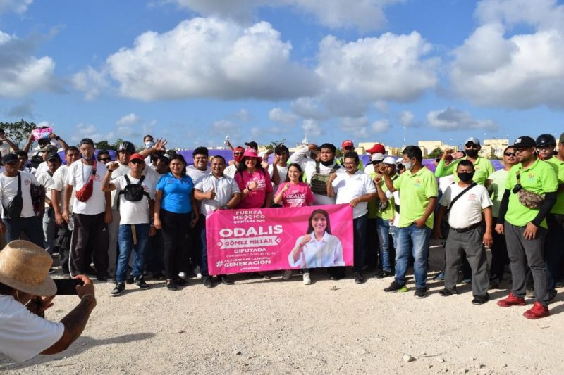 Apoyo masivo a favor de Odalis Gómez en el Distrito 2