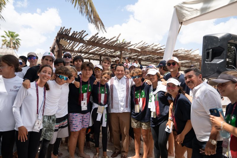 ARRANCA LA OLIMPIADA NACIONAL DE VELA EN LA COSTA YUCATECA