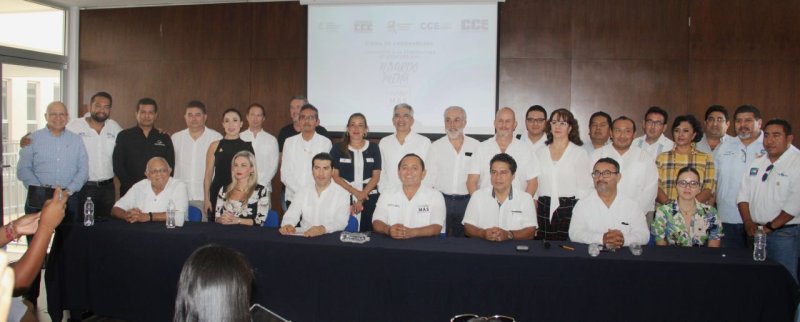 Asegura Nivardo Mena no tener padrinos políticos
