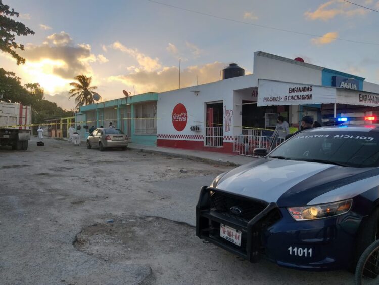 Asesinan sujetos armados a carnicero en la Región 236 de Cancún