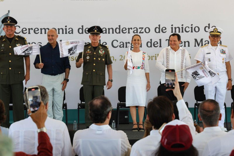BANDERAZO DE INICIO DE OBRAS DEL TREN DE CARGA DEL TREN MAYA