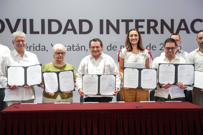 BECAN A 100 ESTUDIANTES YUCATECOS PARA ESTUDIAR EN EL EXTRANJERO