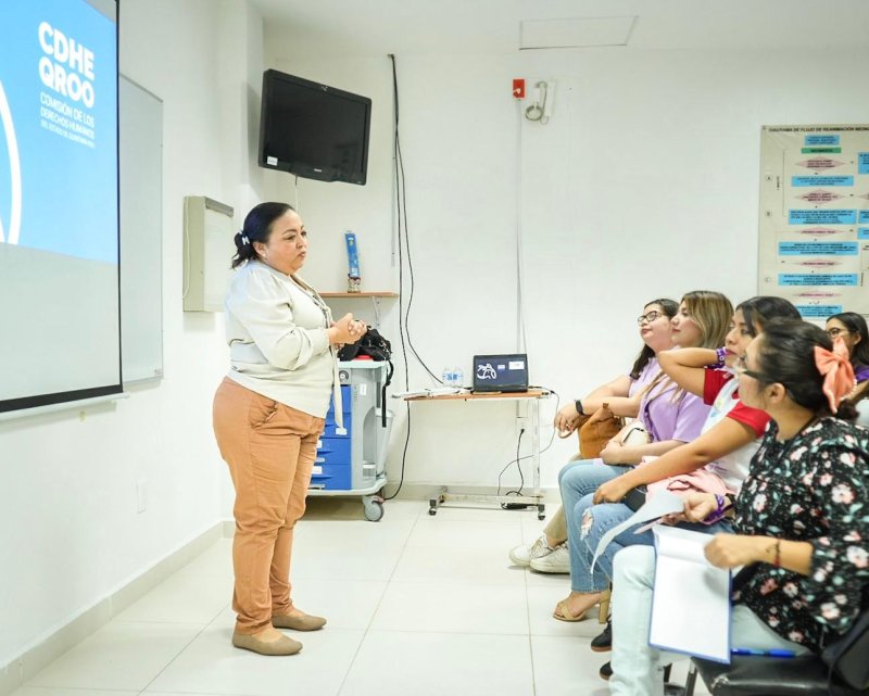 Capacitan a personal de SESA sobre “Derechos humanos de las mujeres”