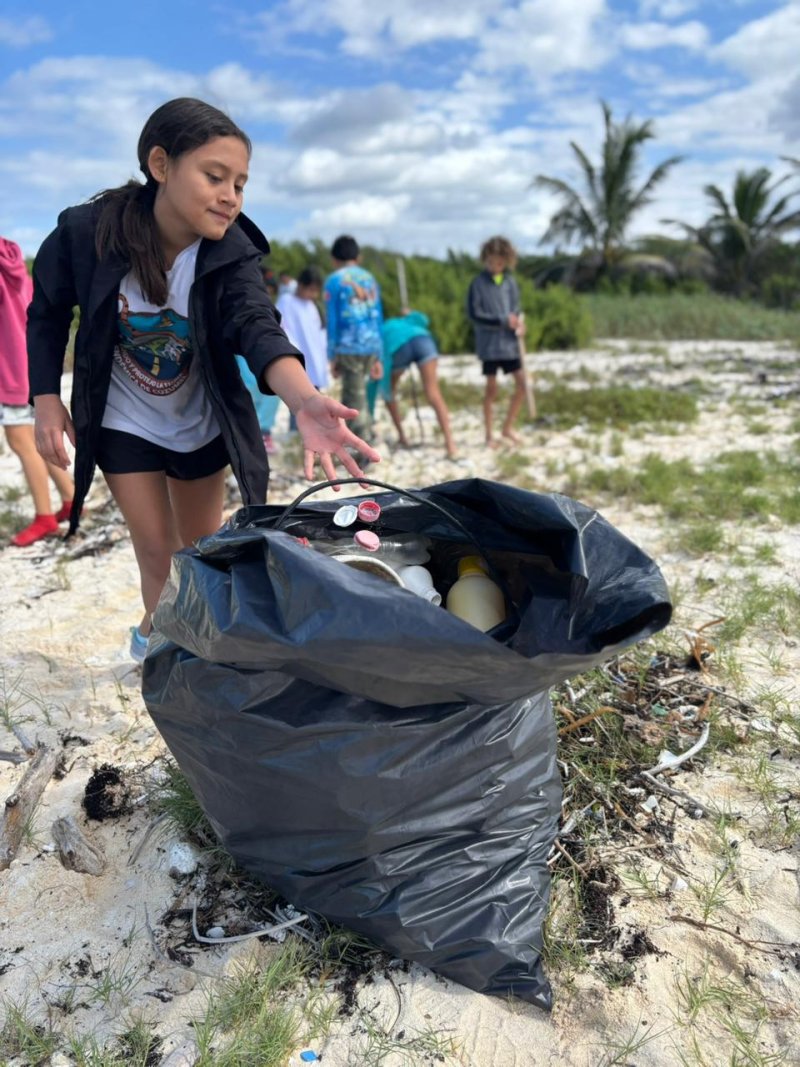Cierra FPMC el primer mes del año con la recolecta de 520 kilos de desechos en Punta Sur