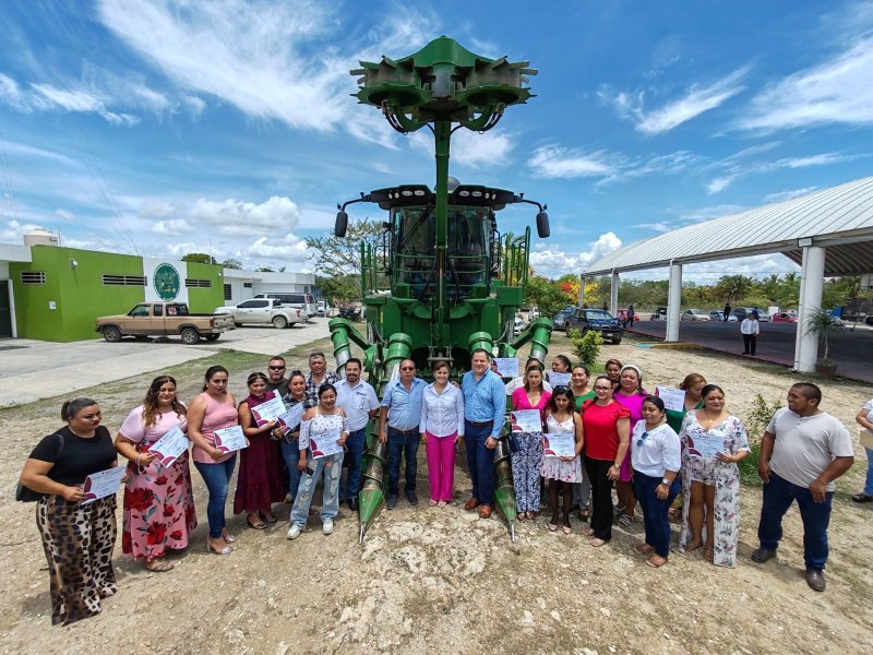 Clausuran cursos de “Capacítate y Empléate Mujer” en la zona sur: STyPS