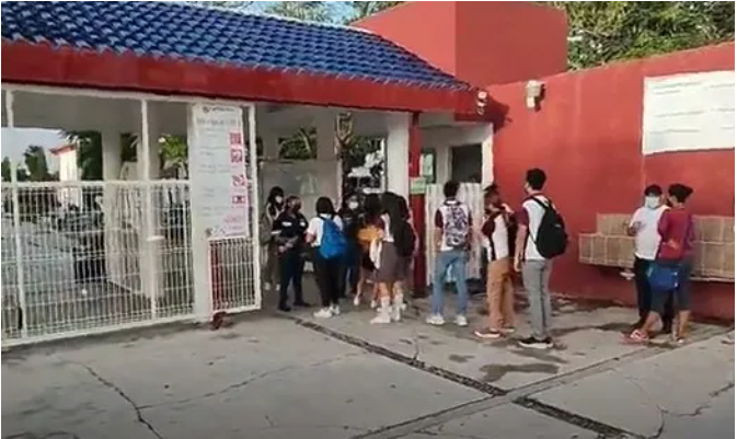 Comienzan los operativos mochila en CBTIS 111 de Cancún
