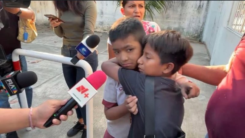 Compañero de Amir llora de felicidad