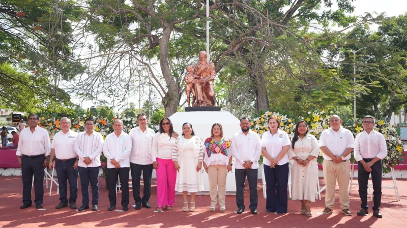 Destaca SEQ la vocación, esfuerzo diario y compromiso de maestras y maestros