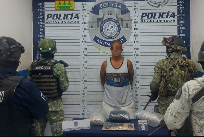 Detienen a Oaxaqueño con droga y arma de fuego