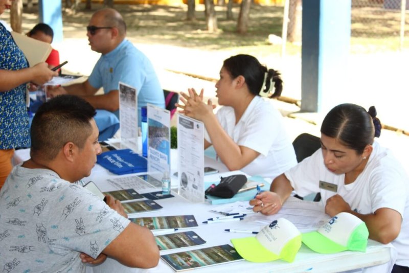 Empleo formal y servicios laborales se acercaron a Villas del Sol