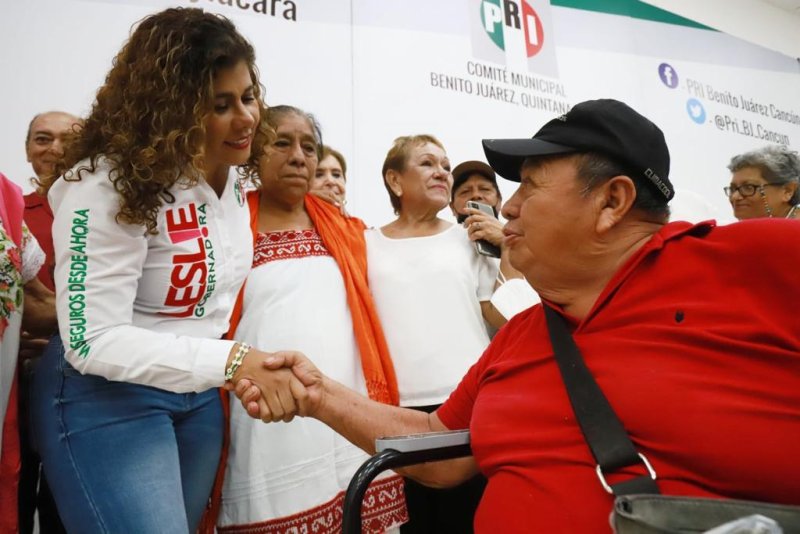 EN MI GOBIERNO HABRÁ MÁS PROGRAMAS PARA LA TERCERA EDAD: LESLIE HENDRICKS RUBIO