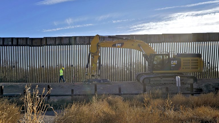En su primer día como presidente, Joe Biden pondrá fin al muro en la frontera con México