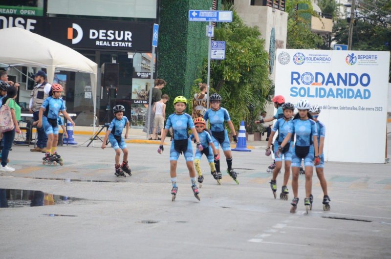 Familias disfrutan del domingo con Rodando por Solidaridad