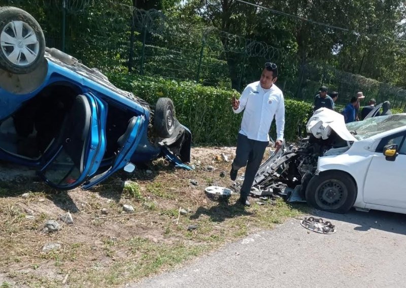 Fuerte accidente en la carretera 307 antes de hotel Palladium moviliza a autoridades