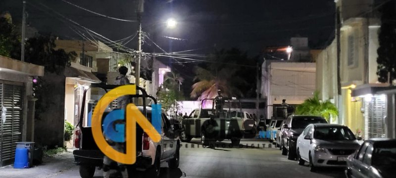 Fuerte Operativo Policial en Cancún: Tres Cateos Simultáneos en Puntos Claves de la Ciudad