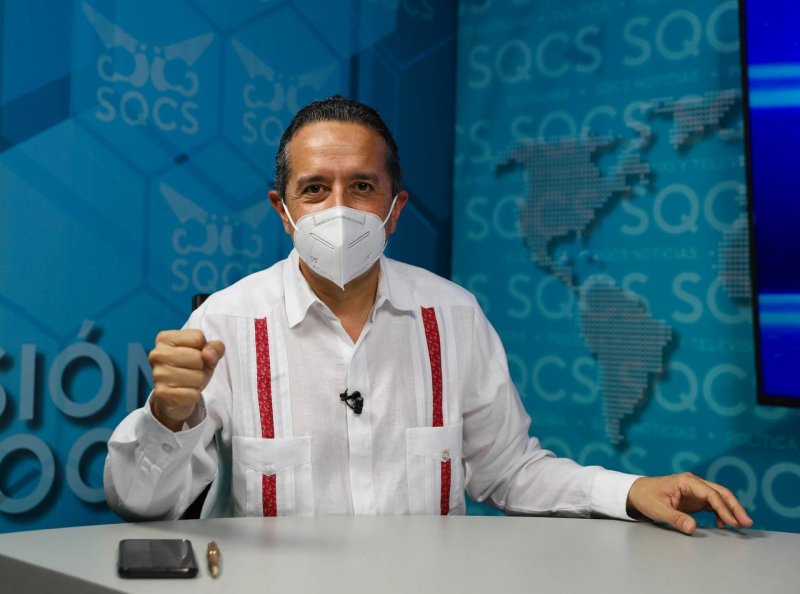Gobierno Federal pone en amarillo a Quintana Roo y Carlos Joaquín lo celebra