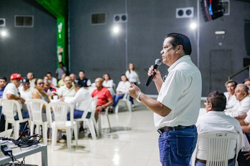 Inician taxistas mesas de trabajo para defender valor de sus concesiones
