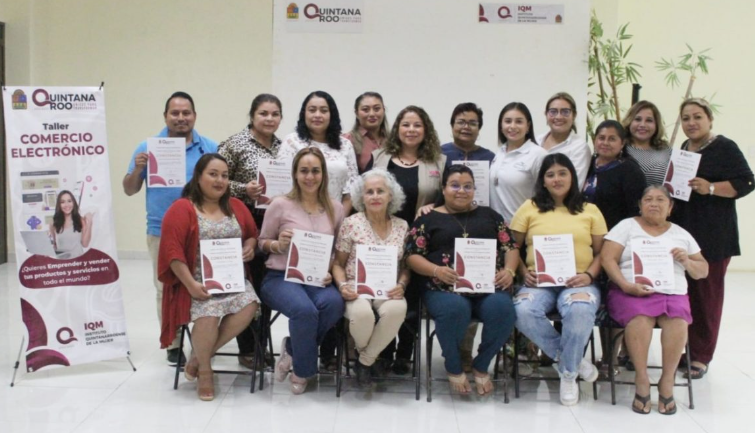 IQM capacita a mujeres de Bacalar en economía digital