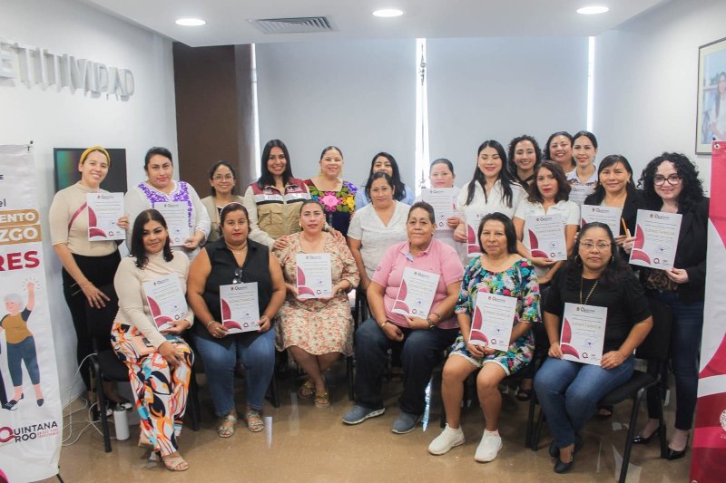 IQM clausura “Taller para el Empoderamiento y Liderazgo de las Mujeres”