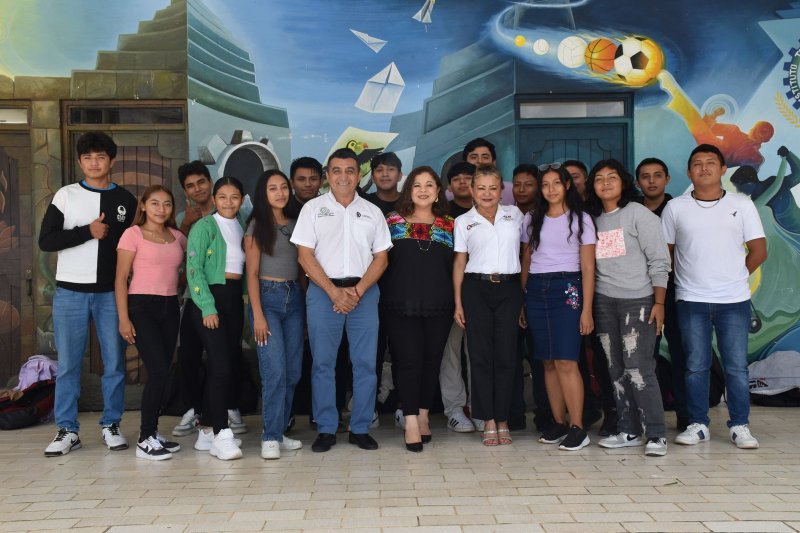 IQM hace alianzas con la UIMQROO y TECNM para empoderar a las mujeres jóvenes