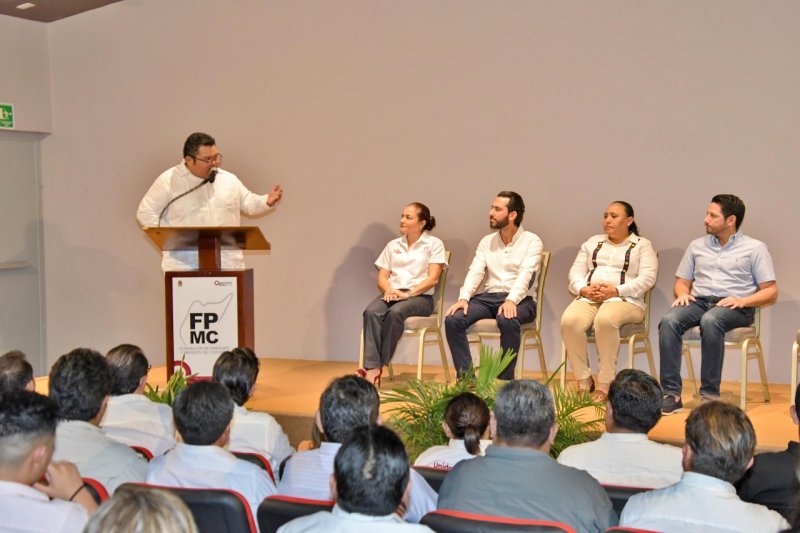 José Luis Chacón Méndez recibió el nombramiento como director general de la FPMC