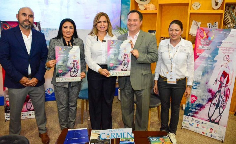 Lili Campos intensifica reuniones productivas en feria turística