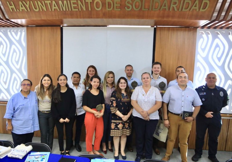 Lili Campos refuerza relaciones con países europeos