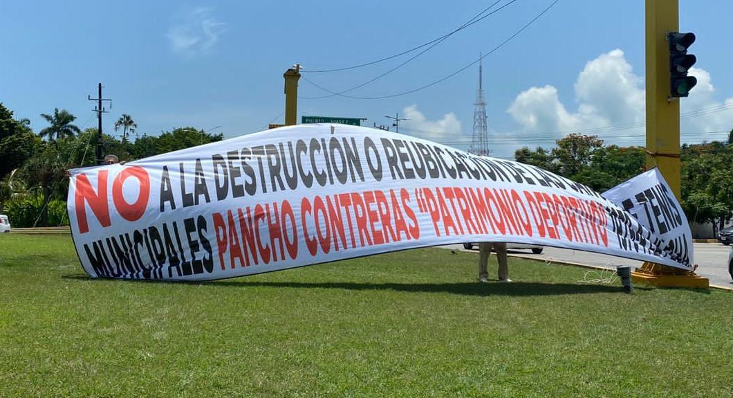 Llevan protesta contra demolición de canchas al Ceviche