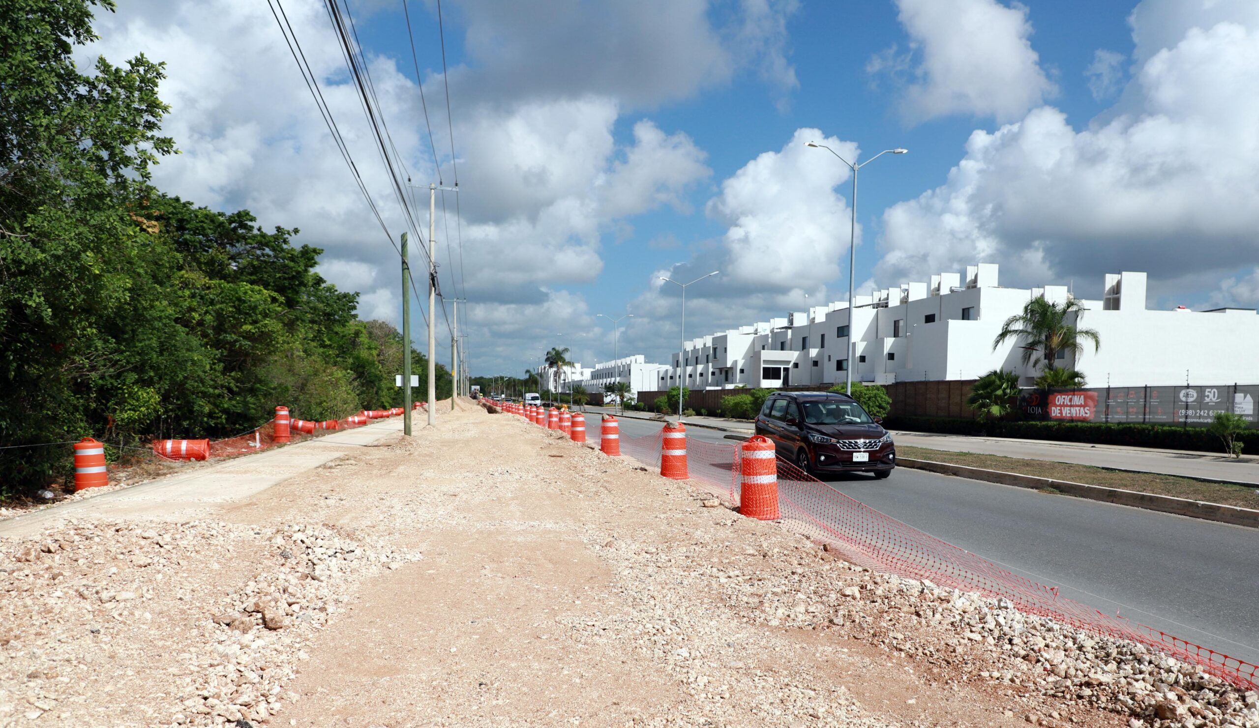 Logran ciudadanía y autoridades cruce seguro en la avenida 135 y 127 de Cancún