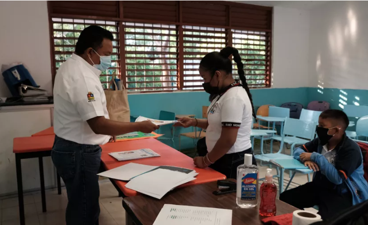 Maestros ceden y aceptan volver a las escuelas