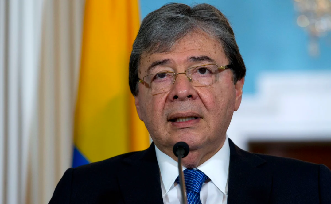 Muere ministro de Defensa de Colombia, Carlos Holmes Trujillo, por Covid-19