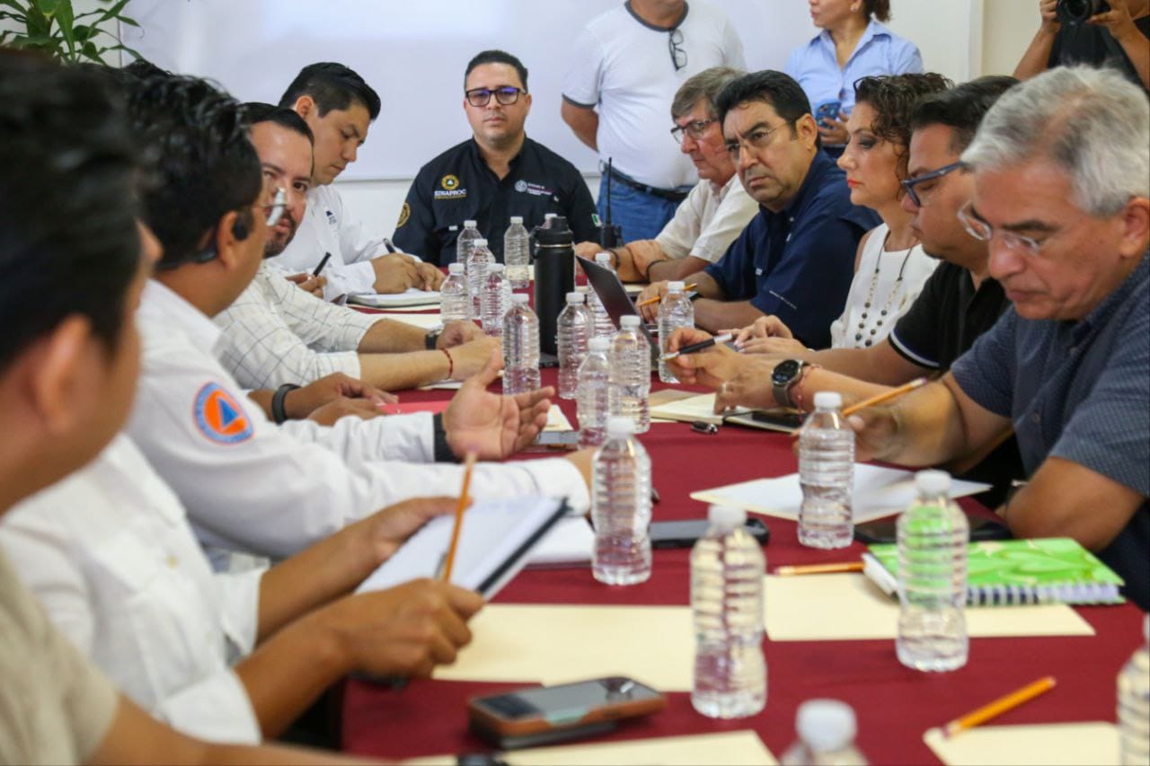 Impulsan Gobierno de Playa del Carmen y cámaras empresariales fortalecimiento de protección civil, desarrollo económico y medio