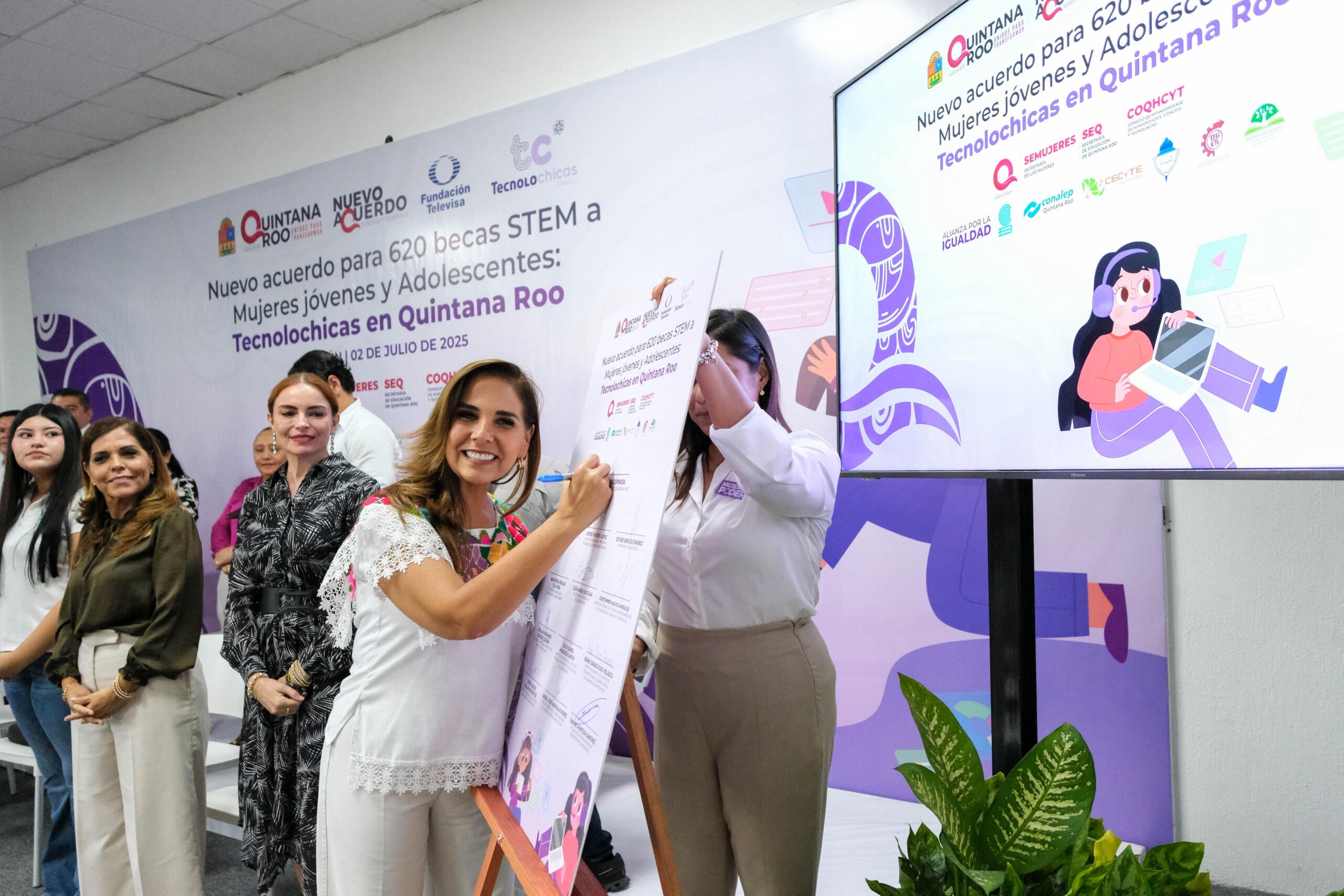 Impulsa Mara Lezama el talento de mujeres jóvenes con 620 becas para formarse en Ciencia, Tecnología, Ingeniería y Matemáticas