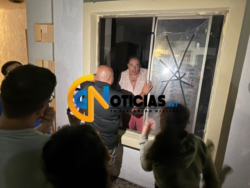 Vecinos organizados convencen de salirse a dos presuntos invasores que ingresaron de manera irregular a una vivienda que llevaba 15 años inhabitada