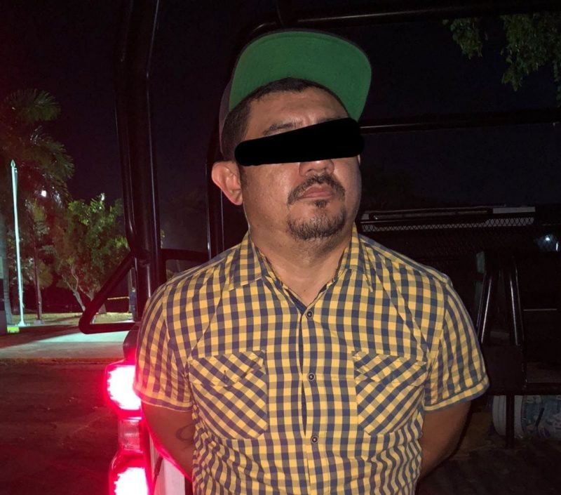 El ex policía Efraín N, El Cuervo o el Zorro, fue trasladado por la Fiscalía a Almoloya vía Volaris, lo requieren por 2 homicidios en el Estado de México