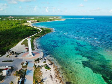 VAYA FORMA DE DARSE UN TIRO EN EL PIE: Equipo de camarógrafos y productores llegan a promover la Costa Maya y son detenidos y extorsionados por taxistas de Mahahual