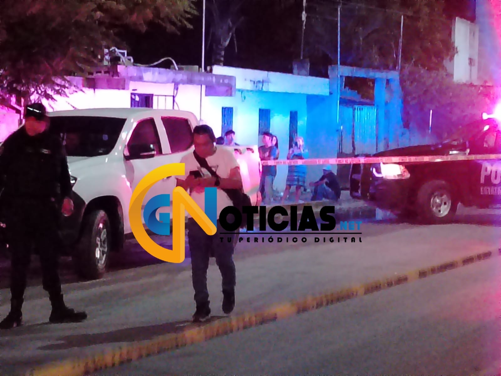 Intentan ejecutar a un conductor y termina impactándose con su auto contra un portón en la región 236, la víctima afortunadamente fue llevada de emergencia al hospital