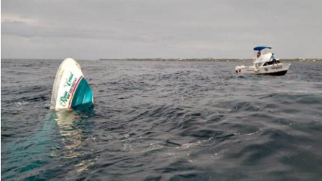 SEGUIMIENTO | SE APAGARON LOS MOTORES Y EL OLEAJE VOLTEÓ LA LANCHA: Confirman 3 muertos en Isla Mujeres por hundimiento de embarcación turística