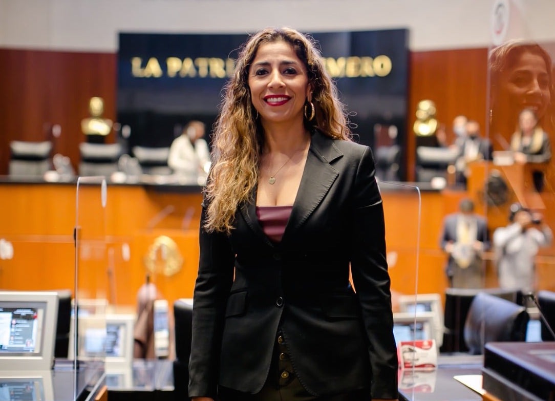 INVITA MARYBEL VILLEGAS A ADULTOS MAYORES A REGISTRARSE PARA RECIBIR LA VACUNA DEL GOBIERNO FEDERAL.