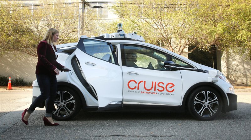 Microsoft invierte en una compañía que ha desarrollado un coche eléctrico sin volante ni pedales