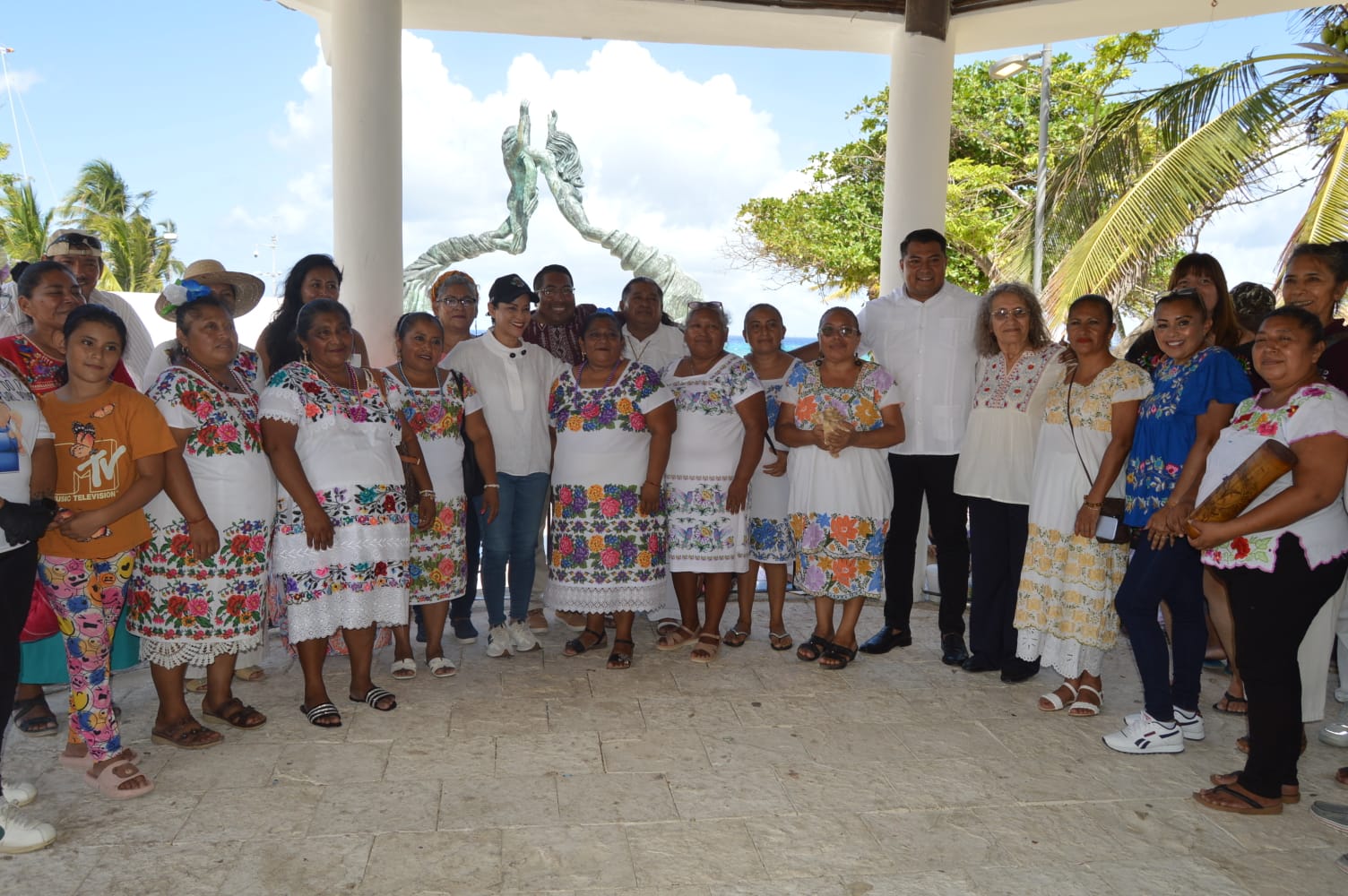 Conmemoran en Playa del Carmen el Día Internacional de la Diversidad Cultural con Ceremonia Tradicional Maya