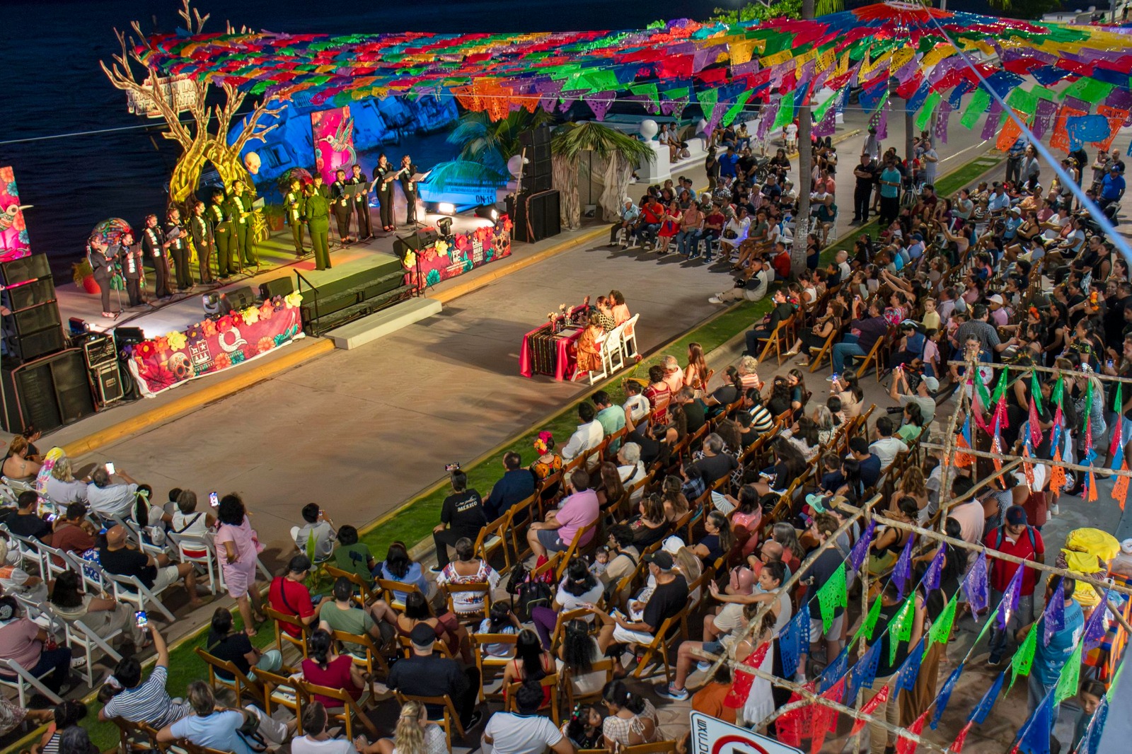 Clausura la FPMC el festival “Día de Muertos: Tradición, Luz y Reencuentro” entre música, color y memoria