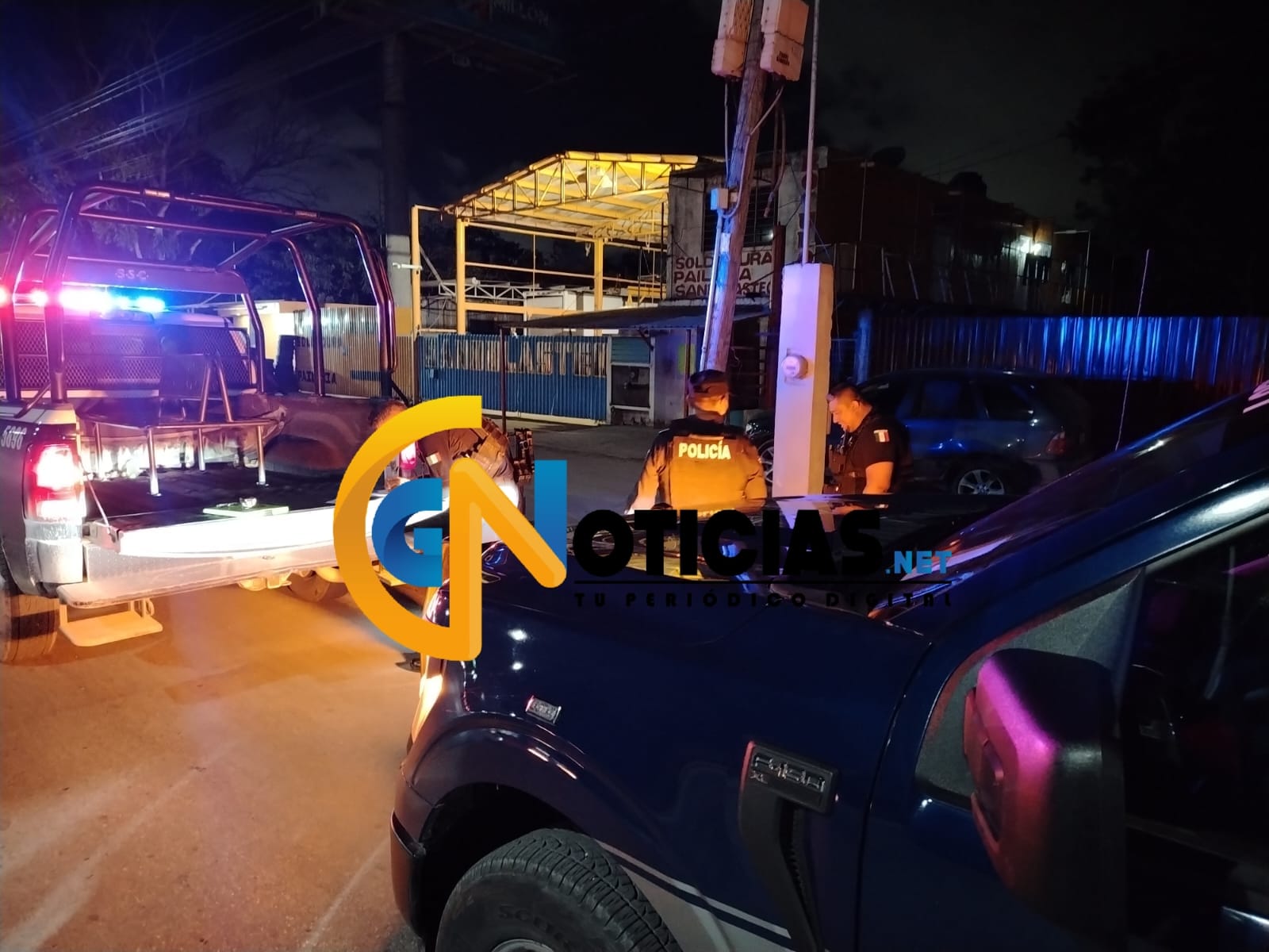 Abandonan camioneta de lujo baleada en la López Portillo; podría estar ligada a ataque en Paraíso Maya