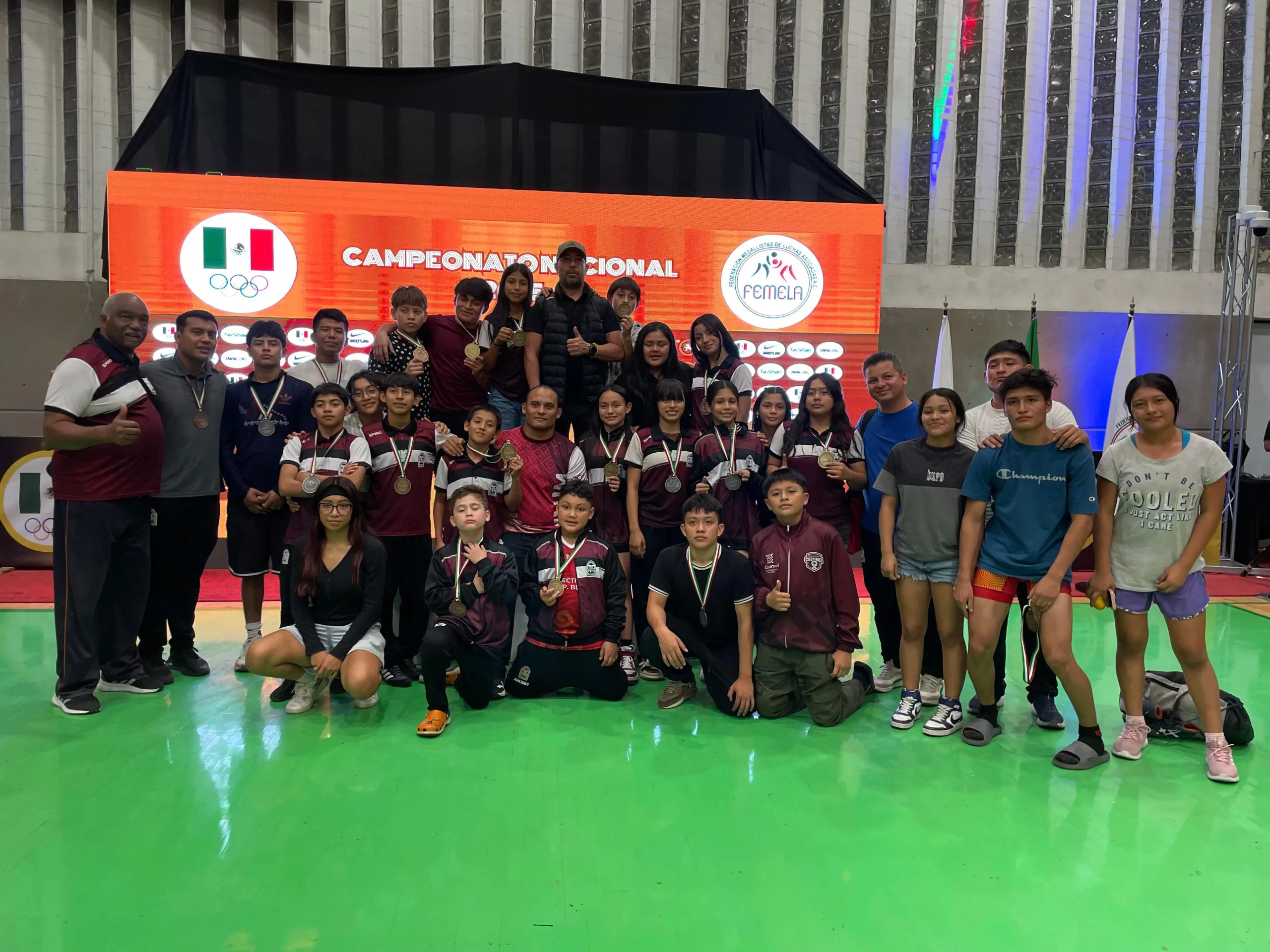 Conquistan luchadores quintanarroenses un total de 20 medallas en el Campeonato Nacional 2025: CODEQ