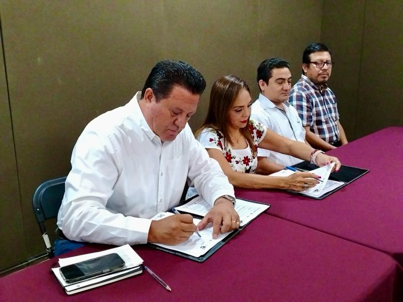 SEDER y el Instituto Tecnológico de Conkal firman conveniopara aumentar la producción del campo yucateco