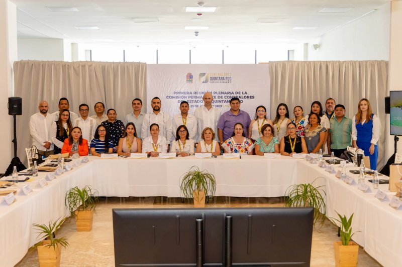 Definen Contralores de Quintana Roo acciones para fortalecer la transparencia y el control interno en el Estado