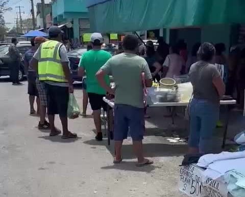 Con heridas en la espalda y en otras partes del cuerpo fue lesionada una mujer por otra, cerca de un mercado de la región 95